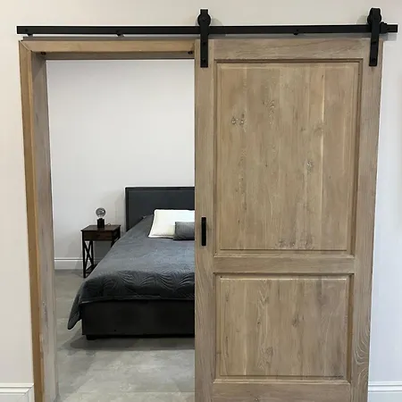 Luxury Neighbourhood Haven Apartament