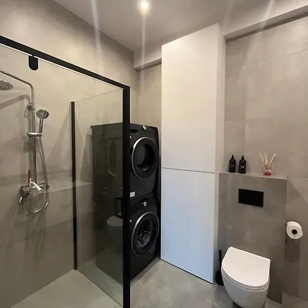 Luxury Neighbourhood Haven *